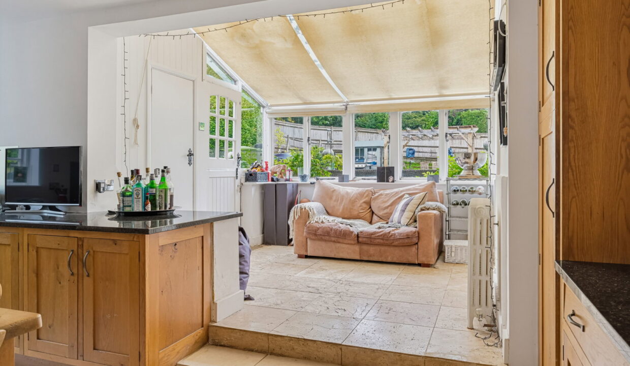 ROCKFIELD-ROAD_-SPINNEY-MEADE-EAST-_25-FROM-44_-11_1791901366825