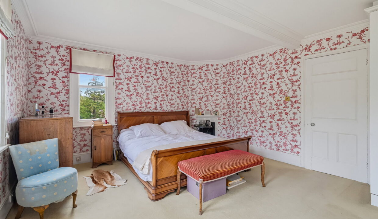 ROCKFIELD-ROAD_-SPINNEY-MEADE-EAST-_25-FROM-44_-24_1791901373431
